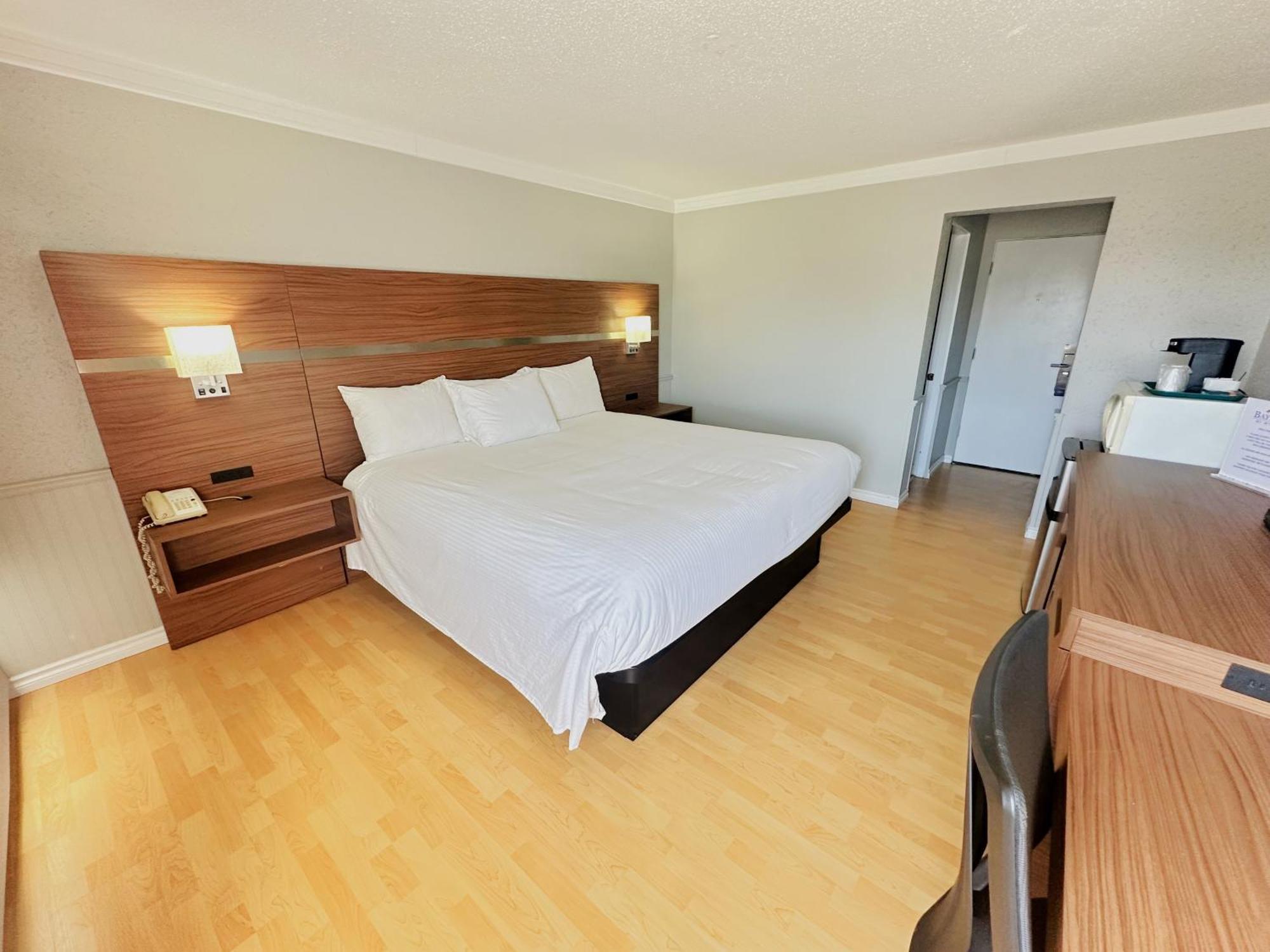 Baymont By Wyndham Edson Hotell Eksteriør bilde