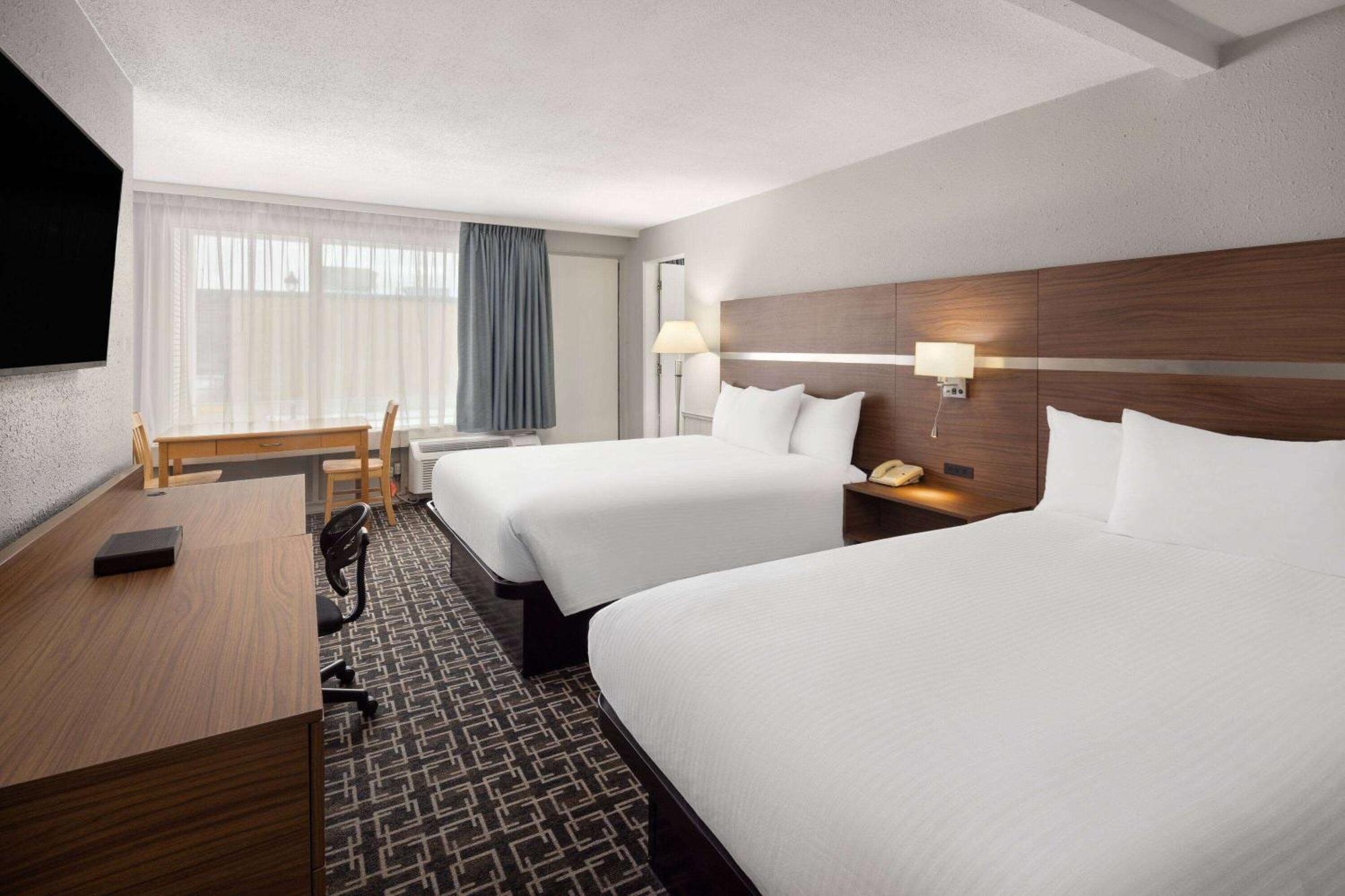 Baymont By Wyndham Edson Hotell Eksteriør bilde