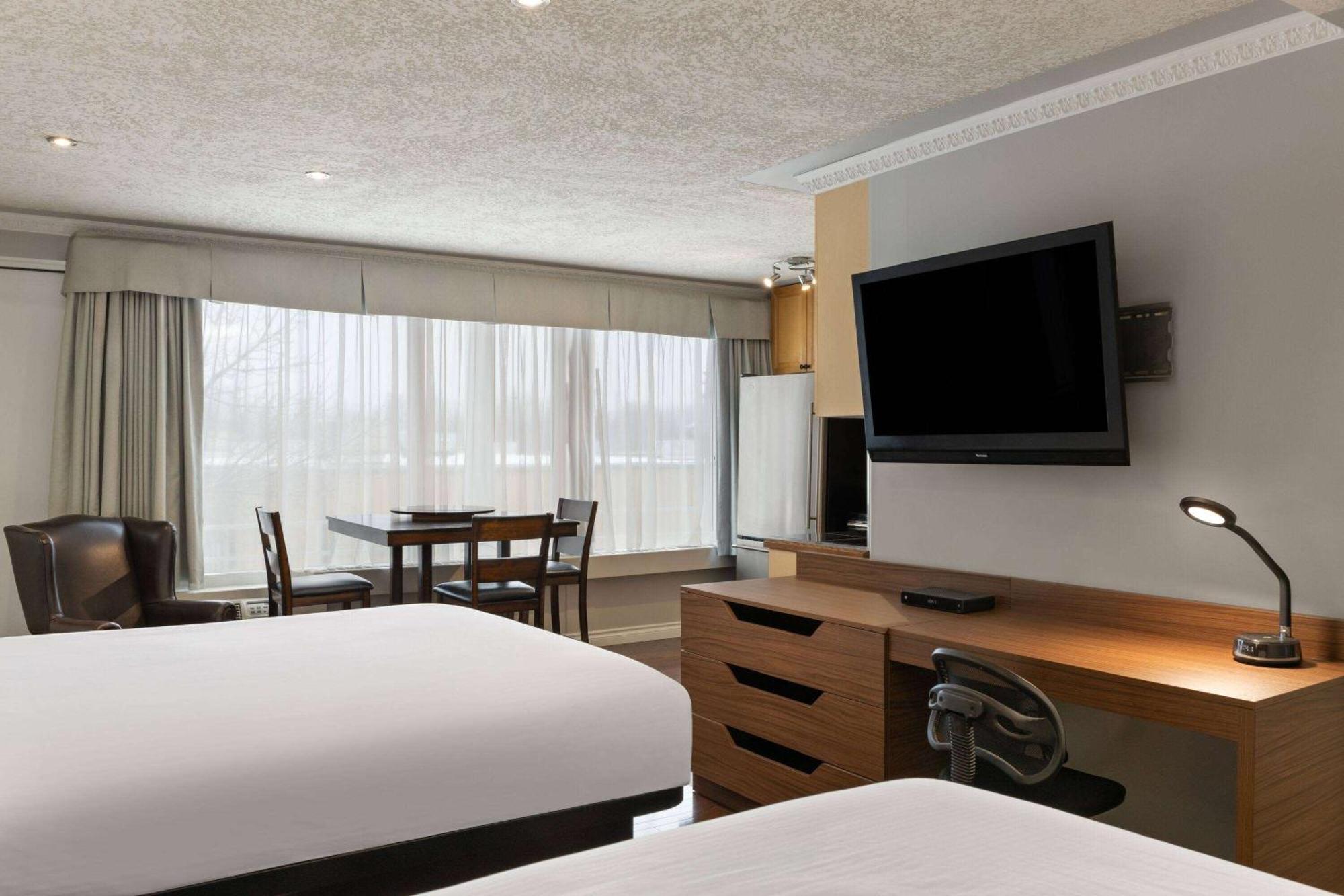 Baymont By Wyndham Edson Hotell Eksteriør bilde